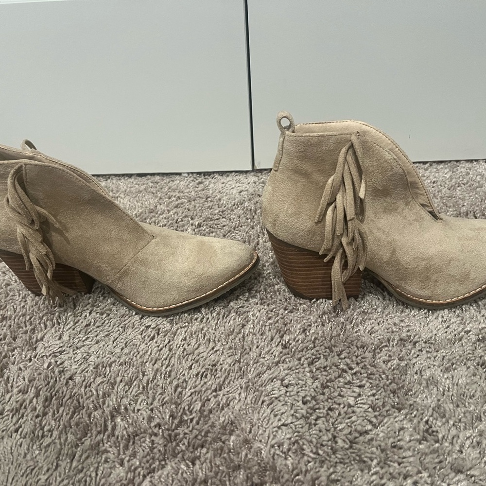 Coconuts by Matisse Tan Heeled Bootie- SIZE 7